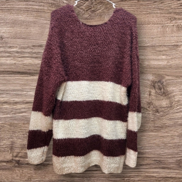 NWT So Mauve Cream Fuzzy Striped V-Neck Sweater Women's Plus XXL Cozy Cabincore - Picture 6 of 7